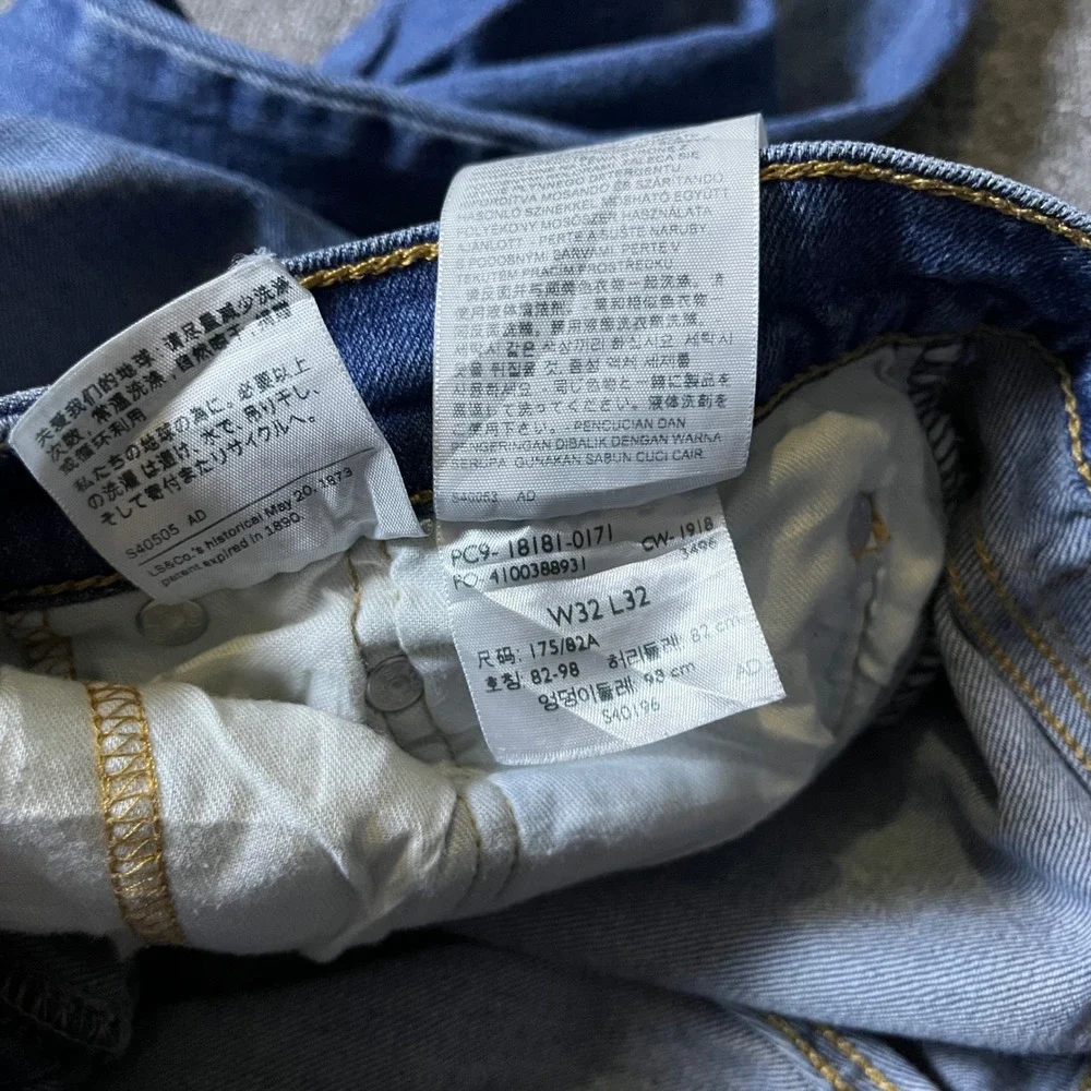 Levi's 541 Athletic Taper Jeans 32x32 Blue Medium Wash Denim Faded